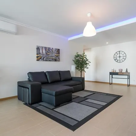 Apartment Rocha Prime 50m From With Garage Portimao
