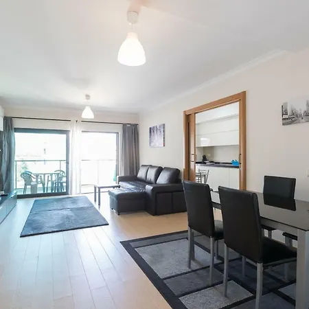 Apartment Rocha Prime 50m From With Garage