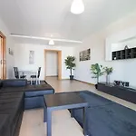 Rocha Prime 50m From With Garage Apartmán