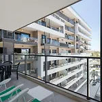 Apartman Rocha Prime 50m From With Garage *