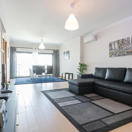 Rocha Prime 50m From With Garage Daire Portimão