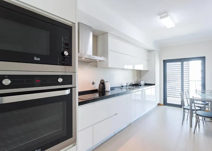 Rocha Prime 50m From With Garage Daire Portimão