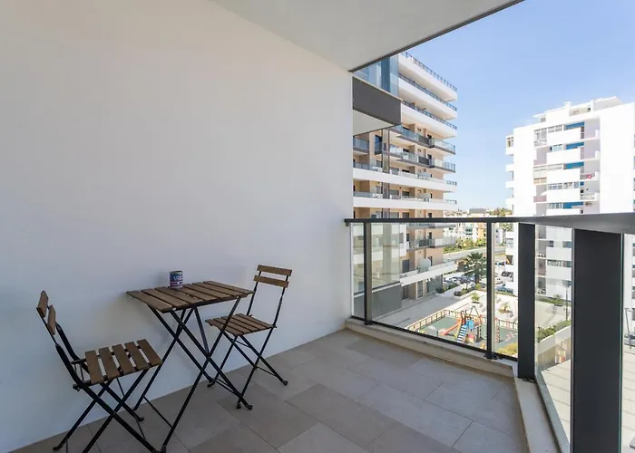 Rocha Prime 50m From With Garage *