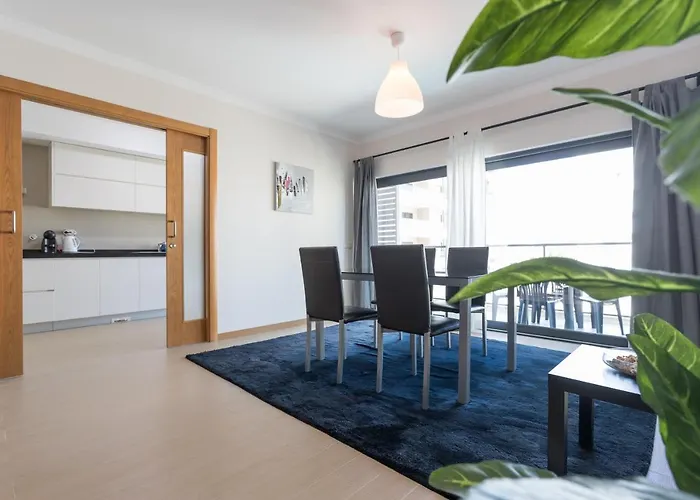 Daire Rocha Prime 50m From With Garage *