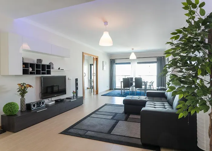 Rocha Prime 50m From With Garage * Portimão