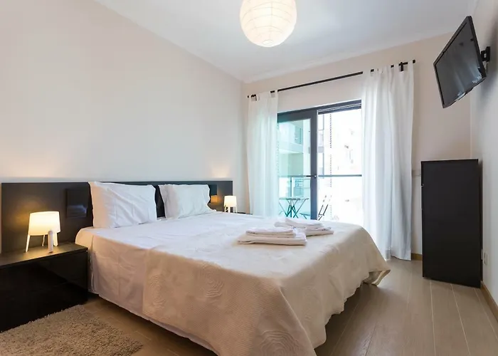 Rocha Prime 50m From With Garage * Portimão