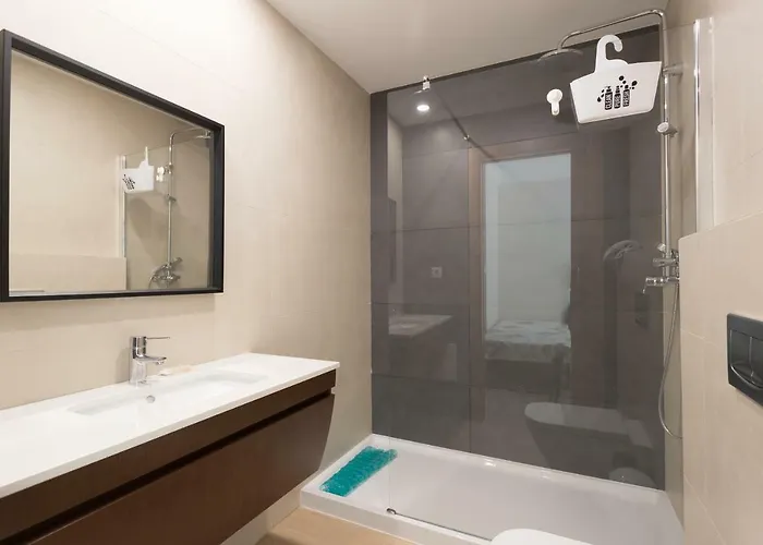 Rocha Prime 50m From With Garage *