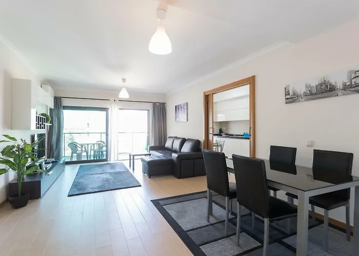 Daire Rocha Prime 50m From With Garage