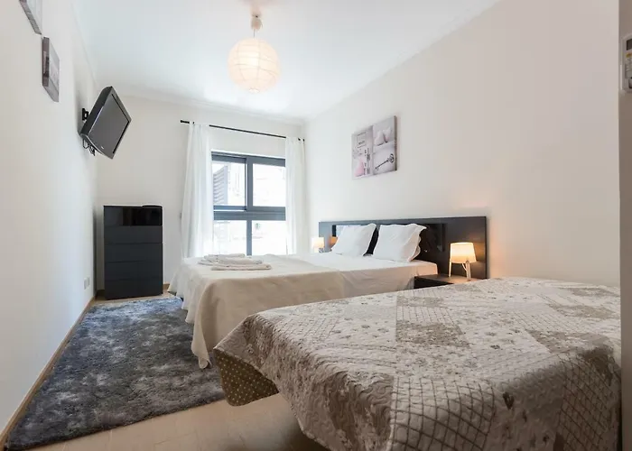 Rocha Prime 50m From With Garage * Portimão