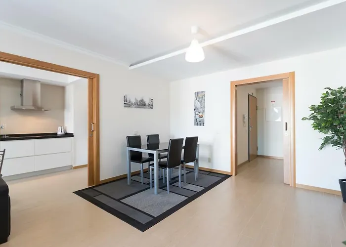 Daire Rocha Prime 50m From With Garage Portimão